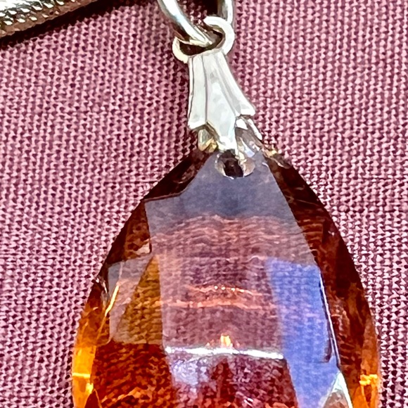 Sarah Coventry Hard-to-Find Faceted Green Orange Teardrop Necklace Book Piece - Picture 8 of 12